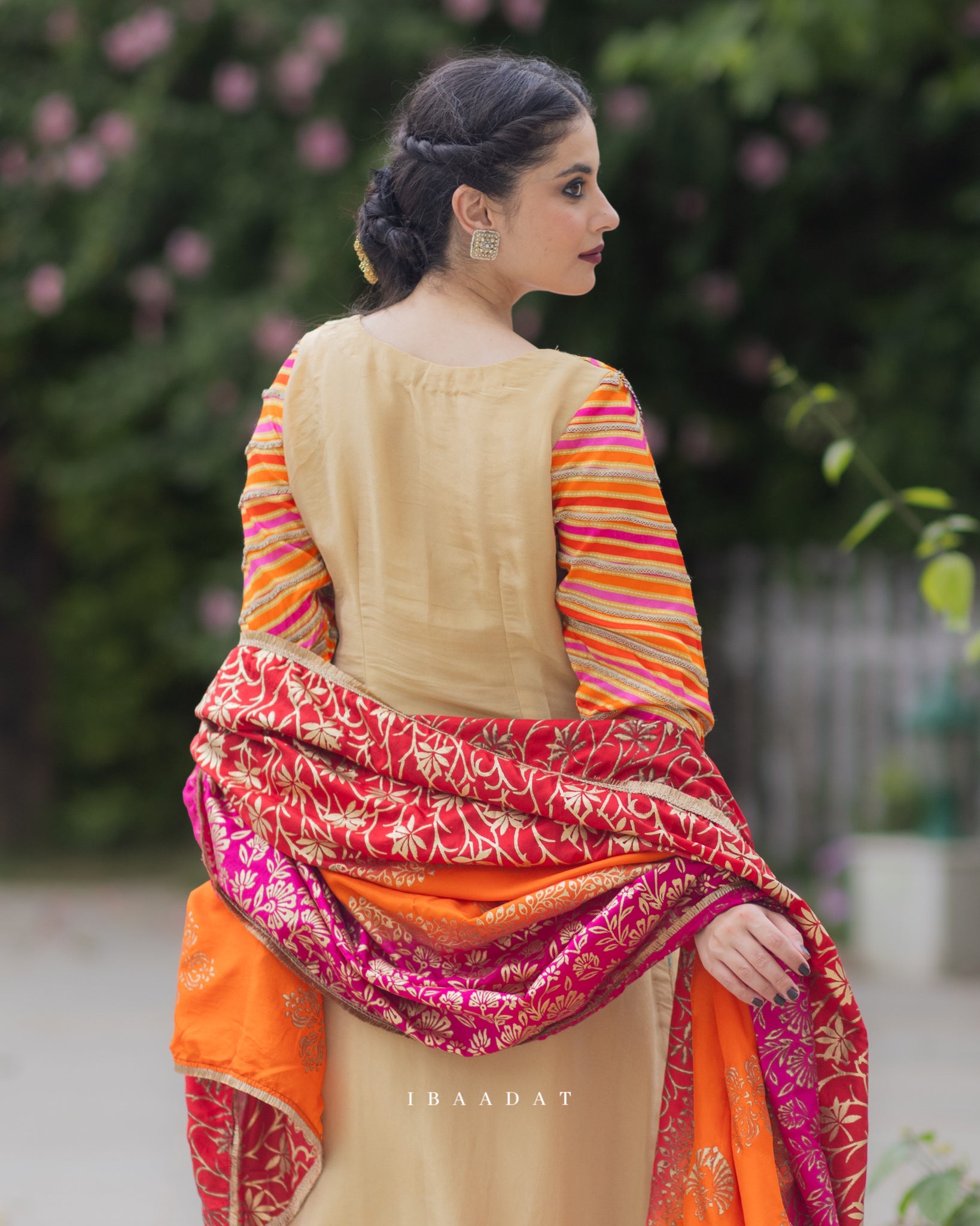 Nainaa gold Punjabi salwar suit for parties and college