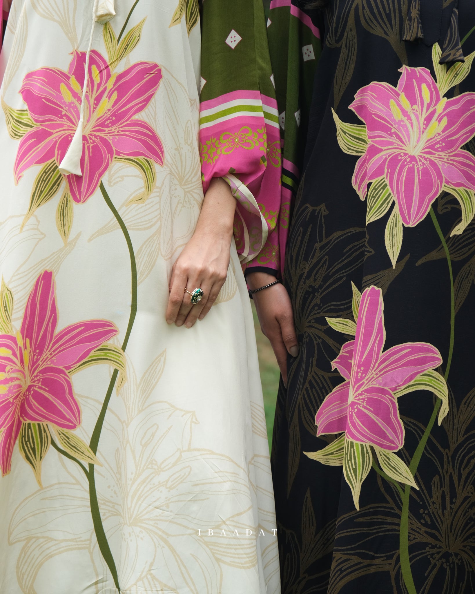 Off-white viscose crepe Punjabi suit with organza dupatta