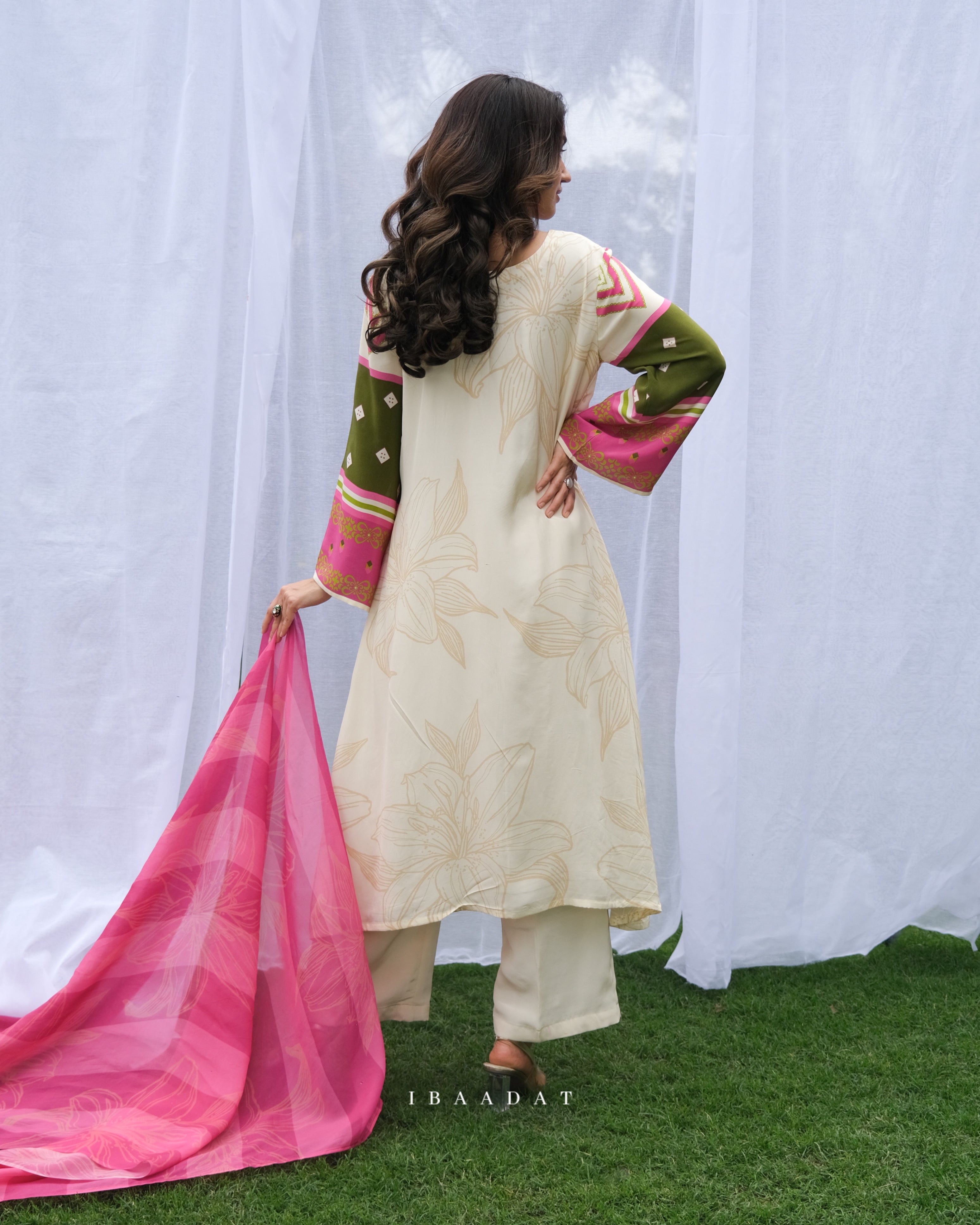 Buy Premium Designer Punjabi Suits for Women Online Ibaadat By Jasmine Buy Premium Designer Punjabi Suits for Women Online Ibaadat By Jasmine