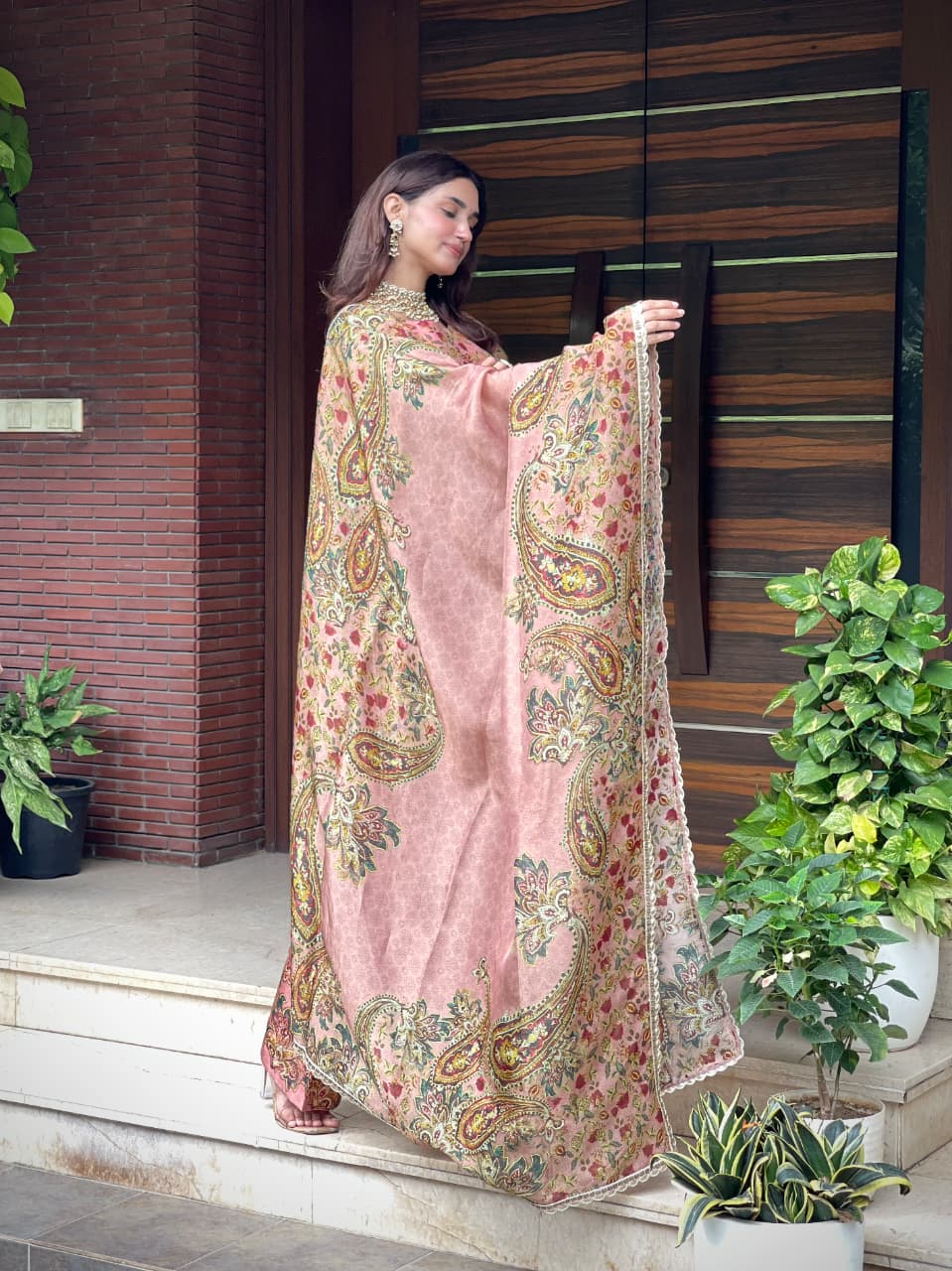 Hadiqa 1