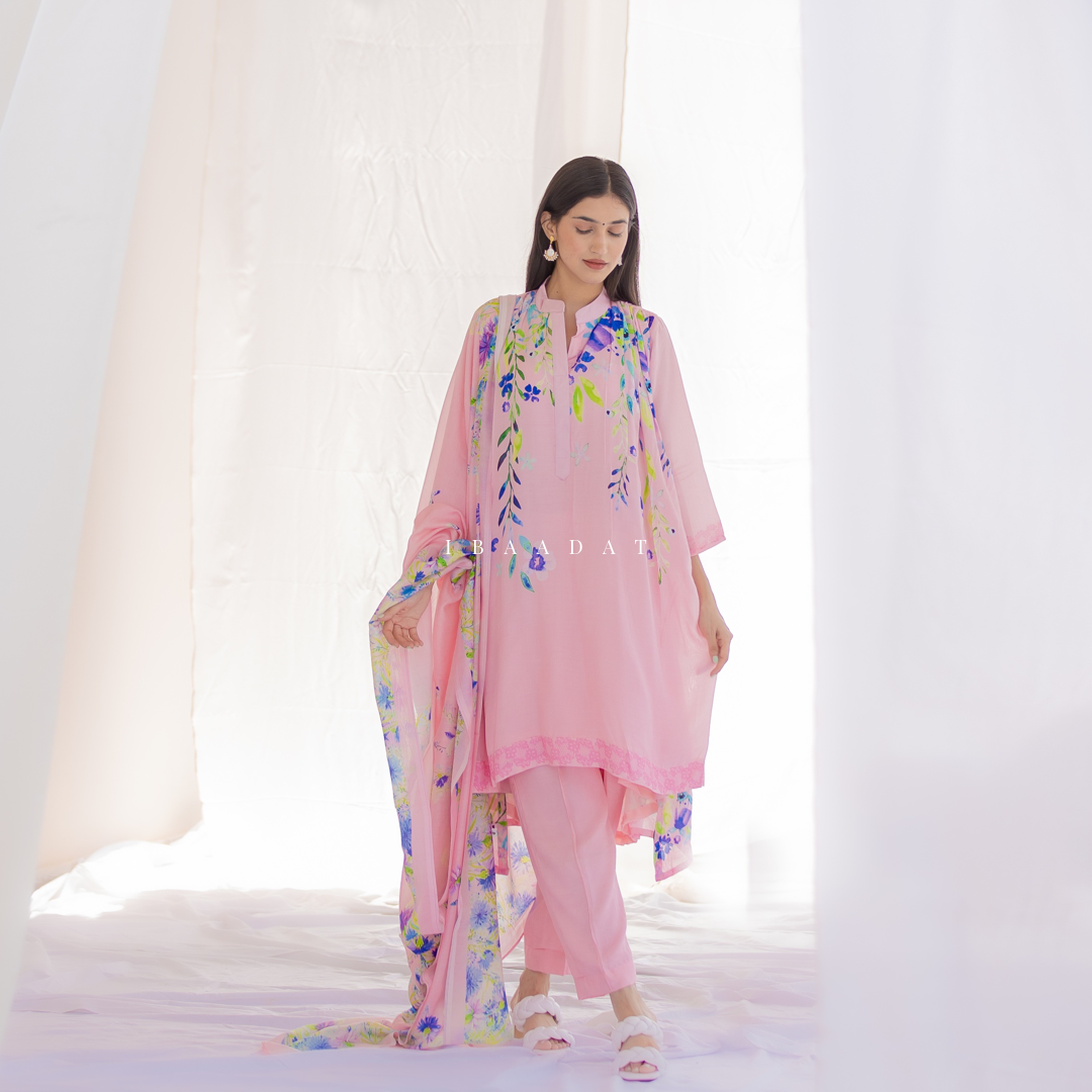Designer Bageecha Set in pink cotton with silk dupatta